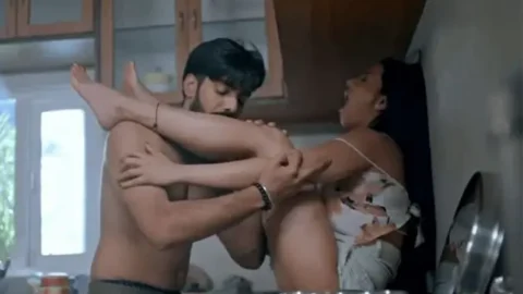 Noor Malabika Fcking in Kitchen