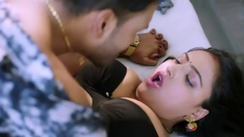 Shyna Khatri Romantic Sex with Gaurav Singh in Bedroom